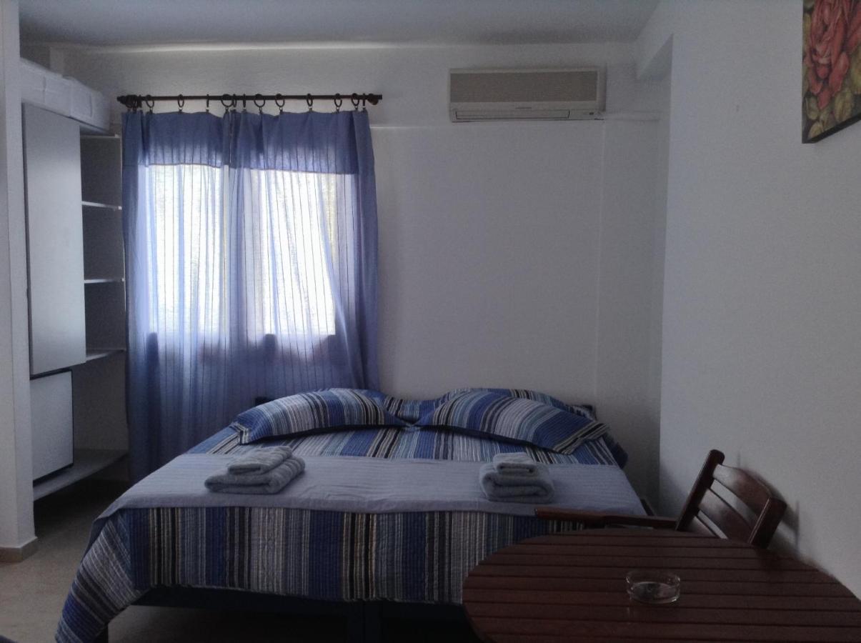 Mouria Skiathos-stad